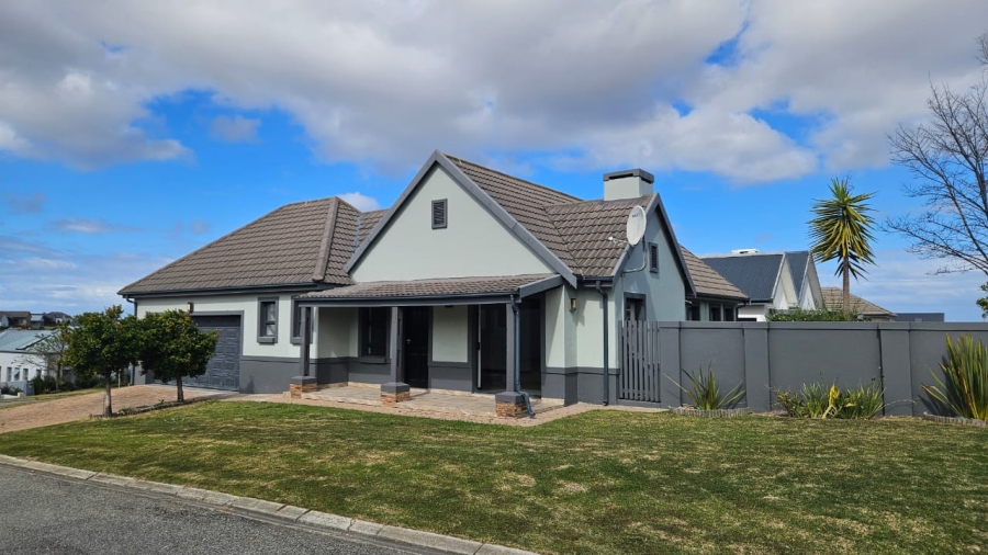 2 Bedroom Property for Sale in Blue Mountain Village Western Cape